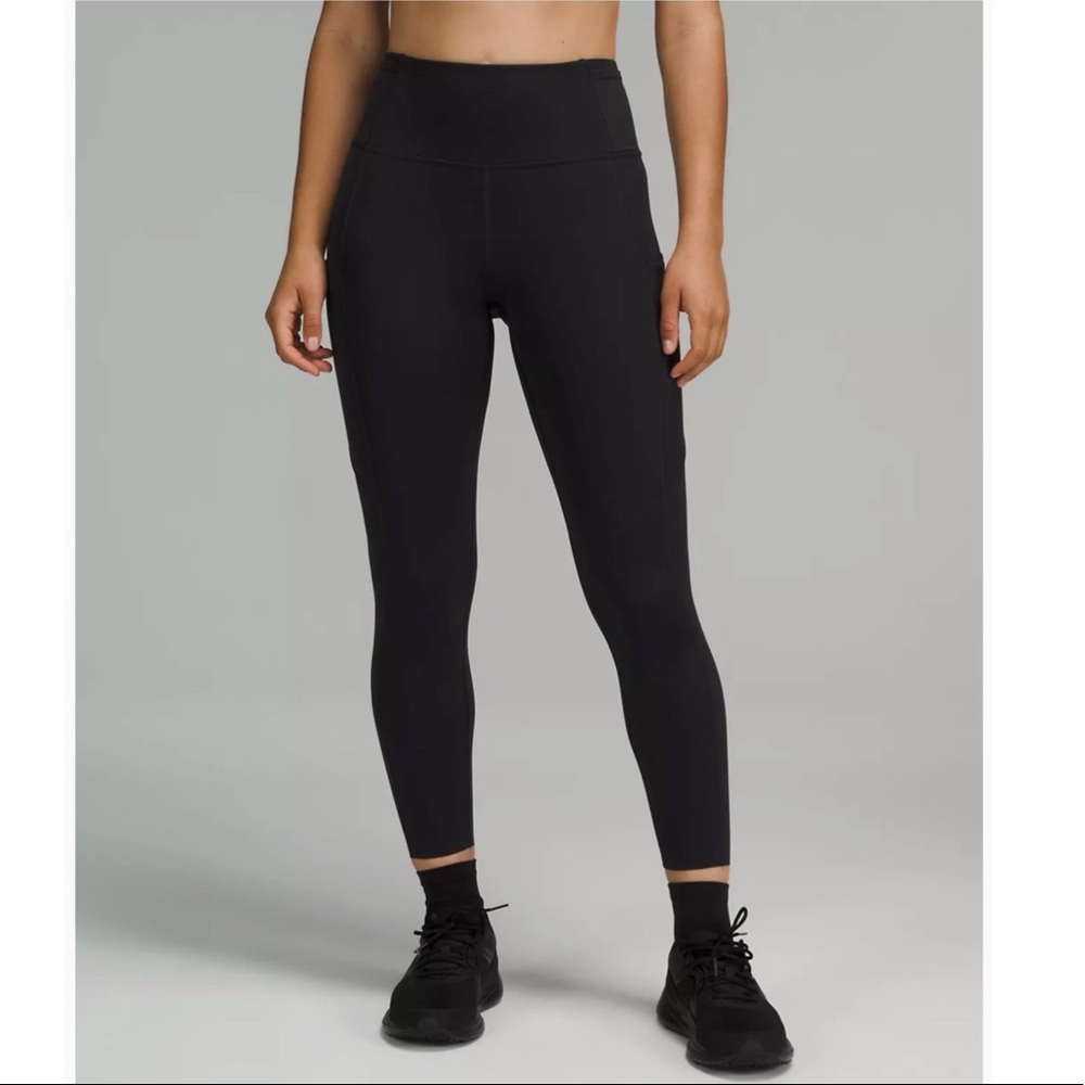 Lululemon Fast and Free High Rise Tight 25” Size 6 Black